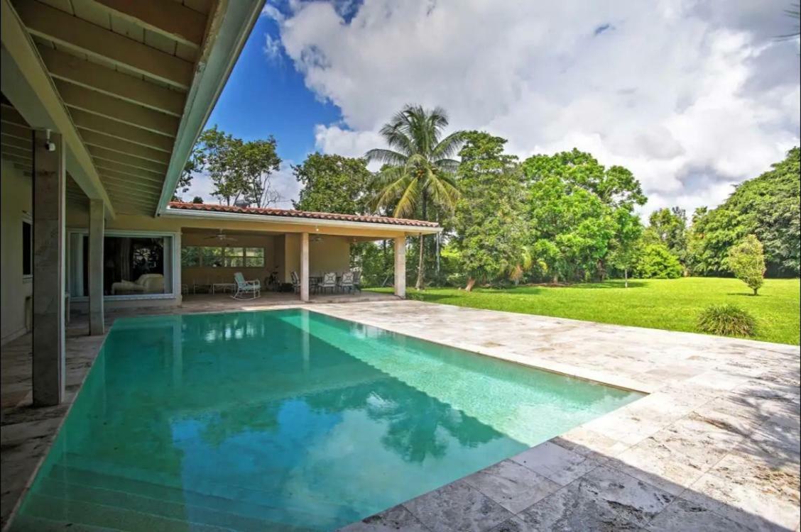 7545 Southwest 124Th Street Villa Miami Exterior photo